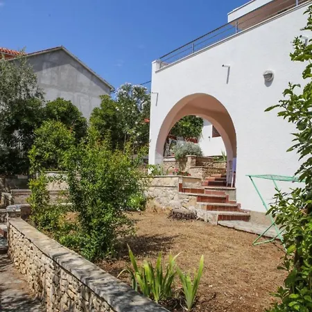 Darmy - Two Bedroom Apartament Trogir